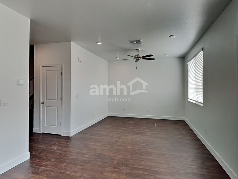 Building Photo - 17161 Puget Ave