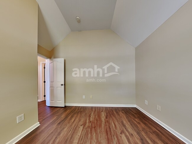 Building Photo - 2430 Joshua Ln