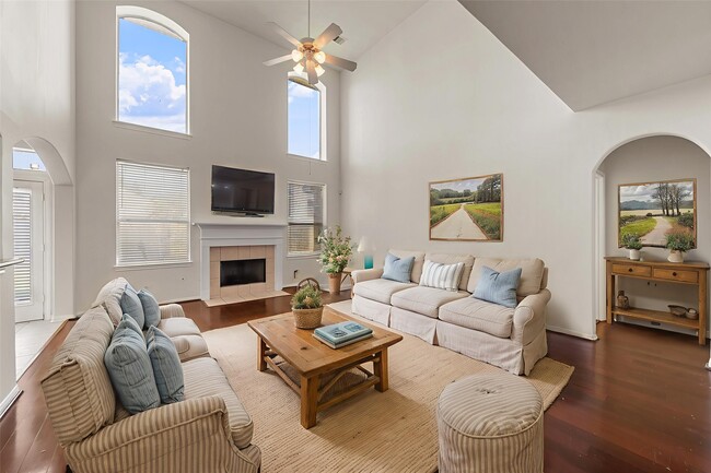 Building Photo - 14213 Stone Bluff Ln