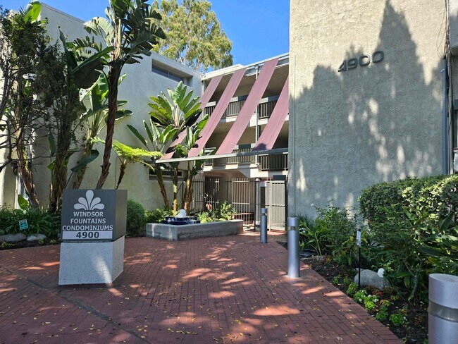 Primary Photo - Culver city Condo for rent minutes to down...
