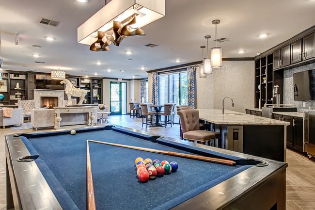 Building Photo - 9500 Williamsburg Plaza