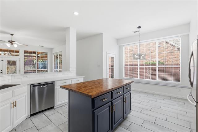 Building Photo - 7105 Langmuir Dr