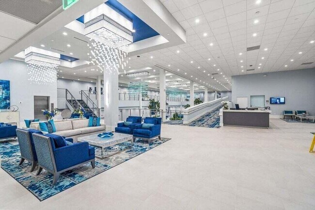 Building Photo - 7192 Huntington Ln