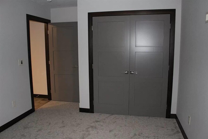 Building Photo - 1115 N Union Ave