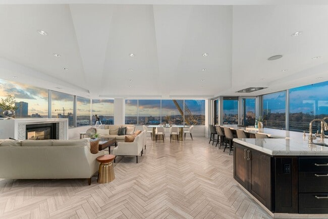 Building Photo - Penthouse Living at the Historic El Cortez – Sweeping Views of Downtown & San Diego Bay