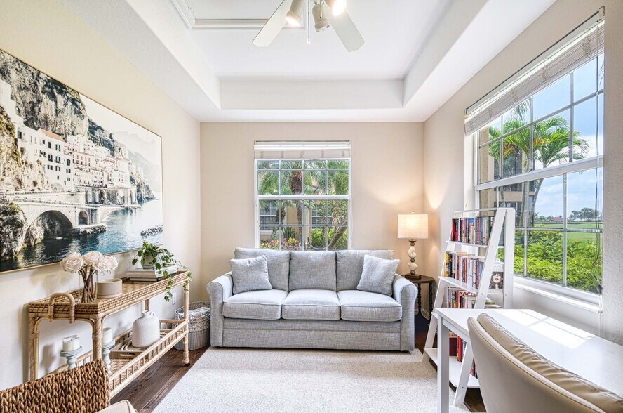 Den with Sofa Bed - 8649 Champions Pt