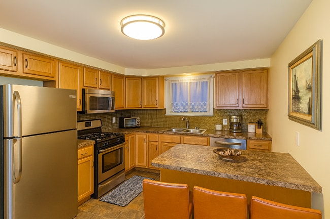 Building Photo - 28 Poinciana Pkwy