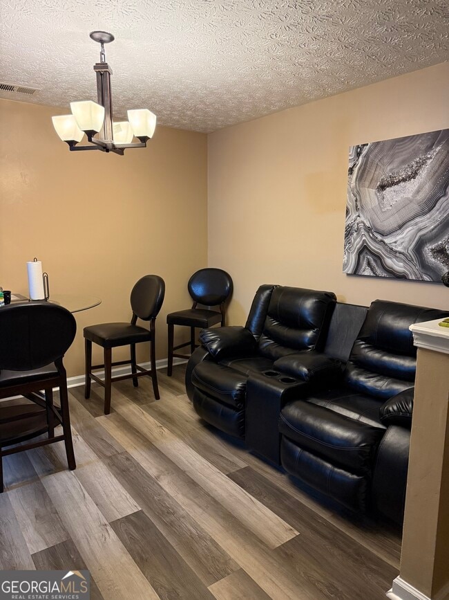 Building Photo - 5104 Fairington Village Dr