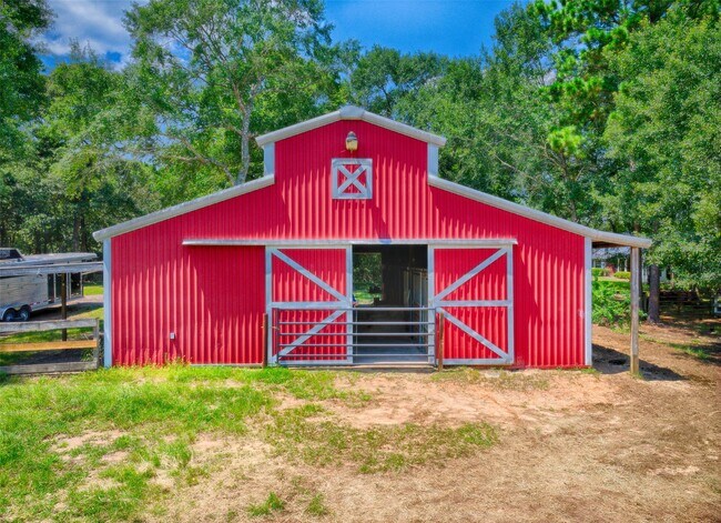 Building Photo - 11492 Majestic Dr