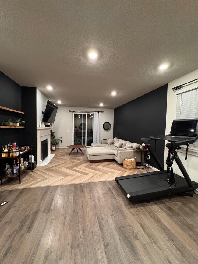 Building Photo - Beautiful Cornelius Home on Corner Lot