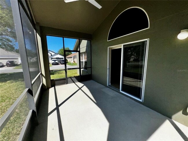 Building Photo - 16567 Cedar Run Dr