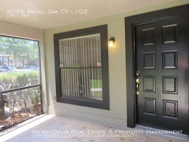 Building Photo - 2/2 Condo in North Oaks with Pool