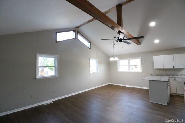 Building Photo - 3218 US-9W