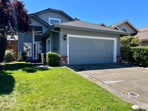 Building Photo - Beautiful Home in Granite Bay Village