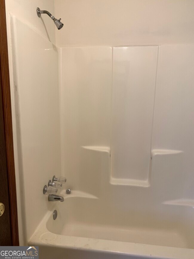Building Photo - 1107 Booth Ct SW