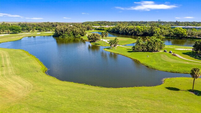 Building Photo - 16051 Blatt Blvd