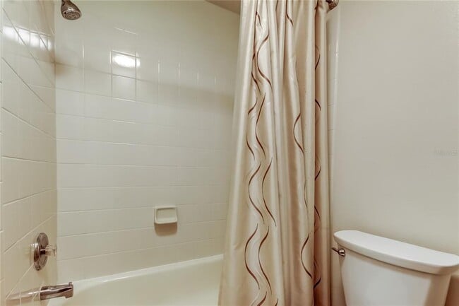 Building Photo - 9002 Spring Garden Way