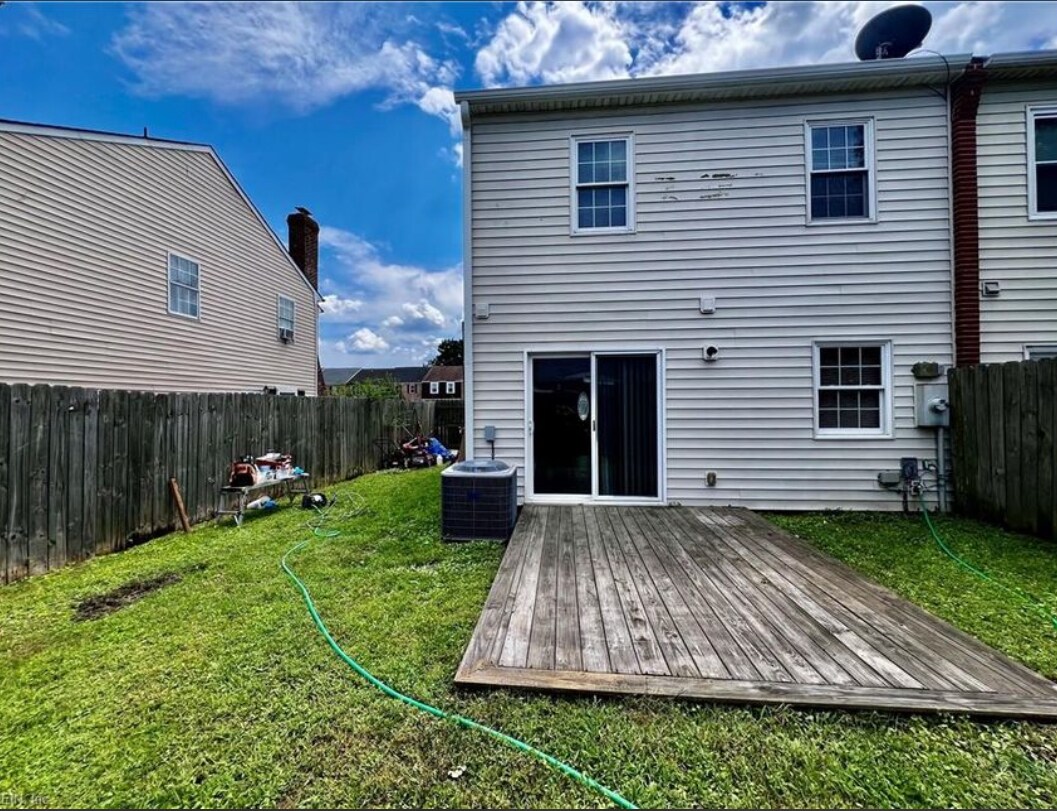 Building Photo - 3318 Diana Lee Ct