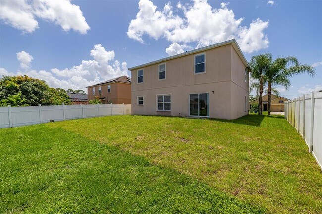 Building Photo - 1037 Brenton Manor Dr