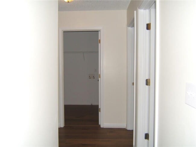 Building Photo - 7202 Georges Way