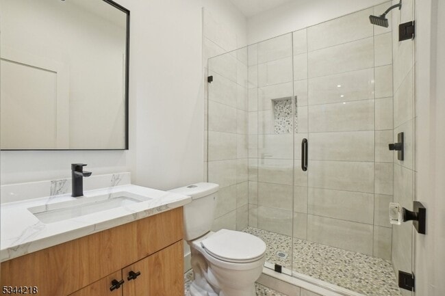 Building Photo - 51 New St