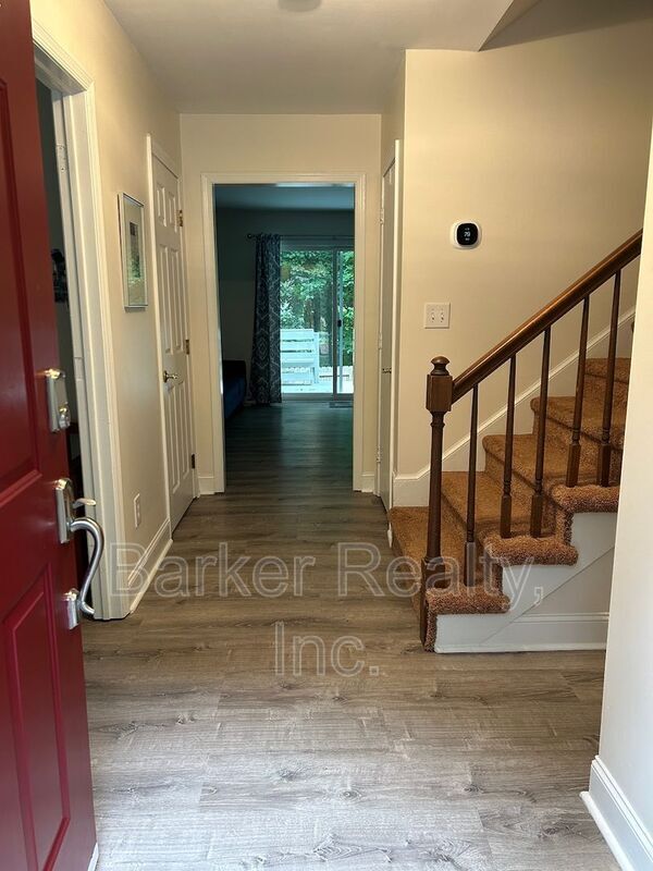 Building Photo - 1215 Collington Dr