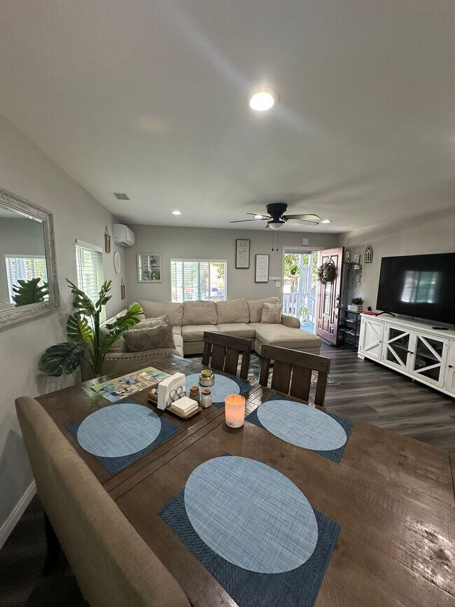 Building Photo - Inviting 3-Bedroom | 2-Bathroom Home in National City