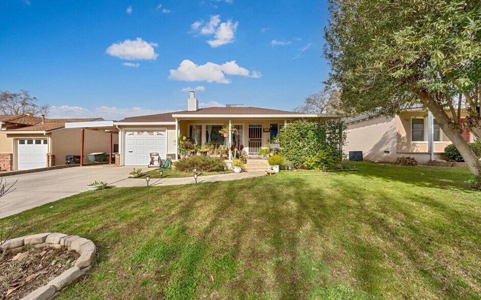 Primary Photo - 4205 Lyle St