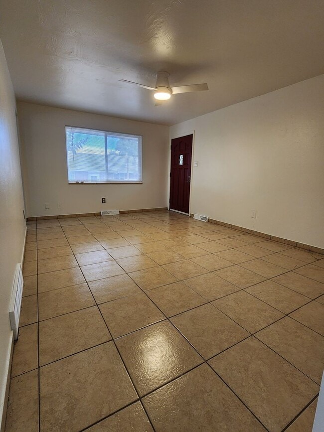 Building Photo - 78th Ave