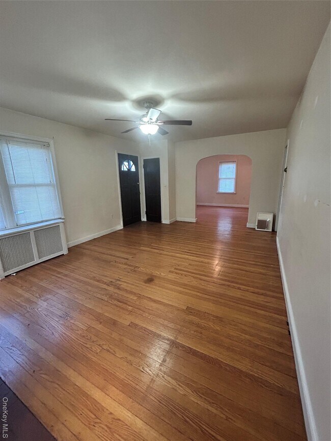 Building Photo - 853 Little Britain Rd