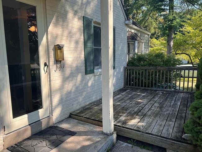 Building Photo - Stunning 4-Bedroom Single Family Home in Hatboro! Available mid-April!