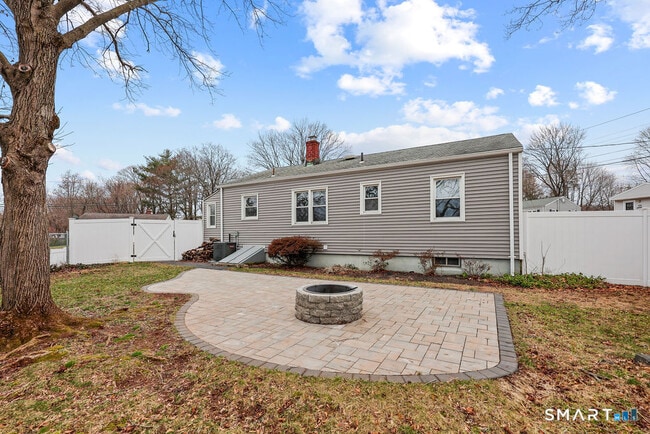 Building Photo - 125 Twin Brook Rd