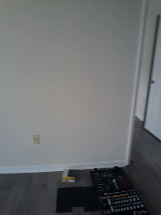 Building Photo - Hollywood Condo