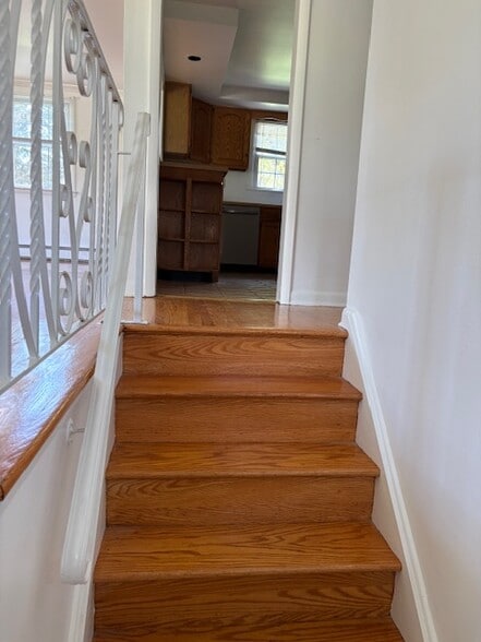 Building Photo - 1401 Buck Rd