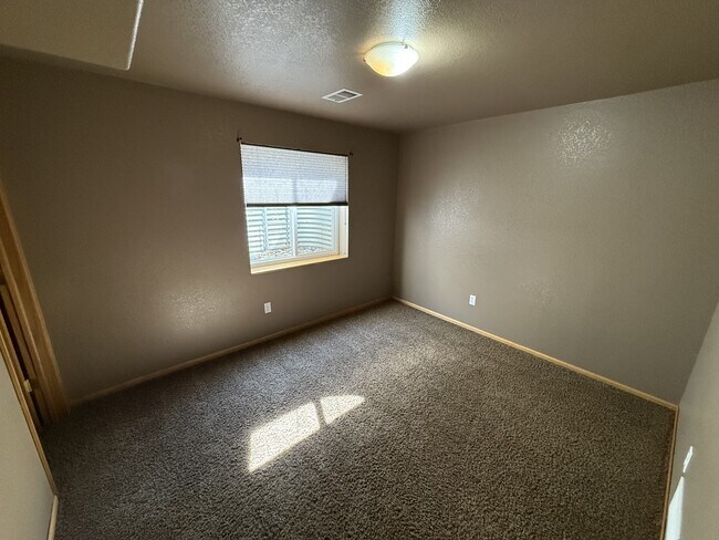 Building Photo - 3153 51st Ave