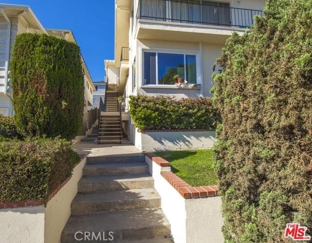 Building Photo - 1729 S Alma St