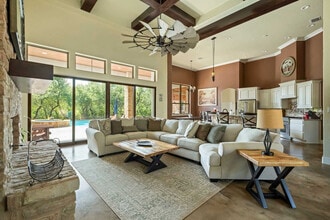 Building Photo - 1194 Vaquero Wy