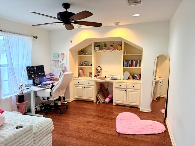 Building Photo - 11206 Mattina Dr