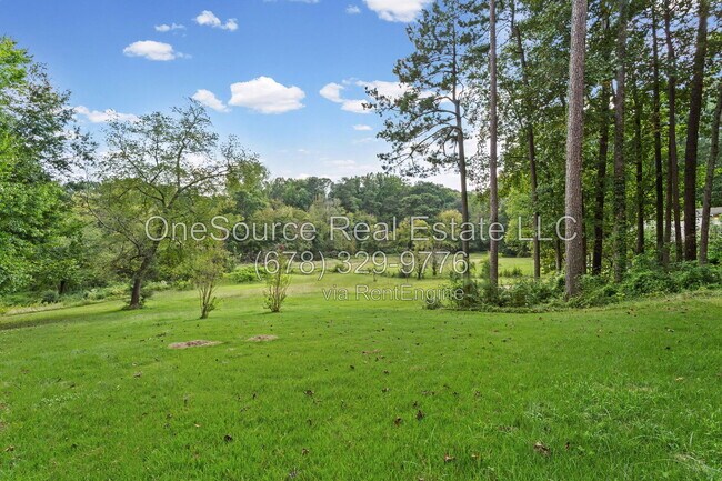 Building Photo - 195 Cross Brook Dr