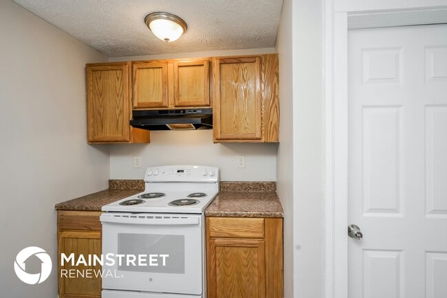 Building Photo - 1821 W Lee St