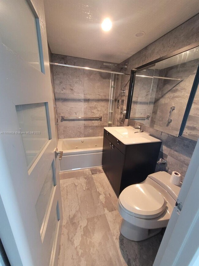 Building Photo - 3301 NE 5th Ave