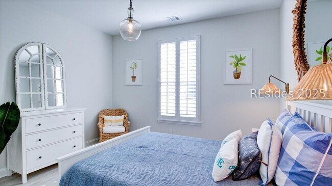 Building Photo - 1339 St Somewhere Dr