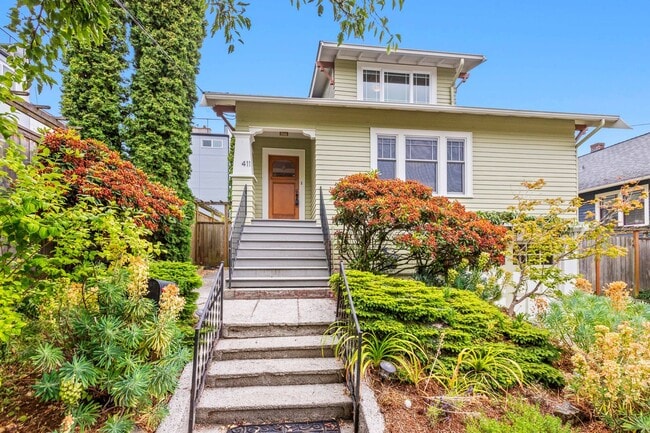 Building Photo - 5Bd/2Ba Seattle Home