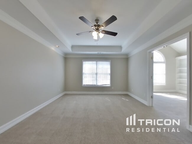 Building Photo - 880 Freemanwood Ln