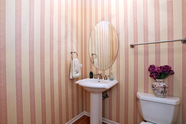 Building Photo - 21911 W Tori Ln