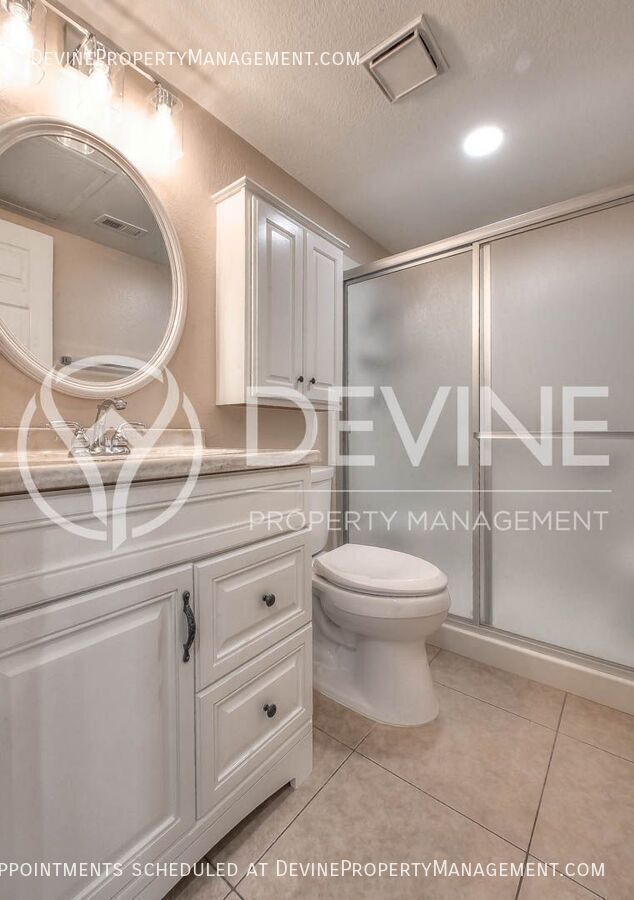 Building Photo - 7338 Greenhaven-Unit 66