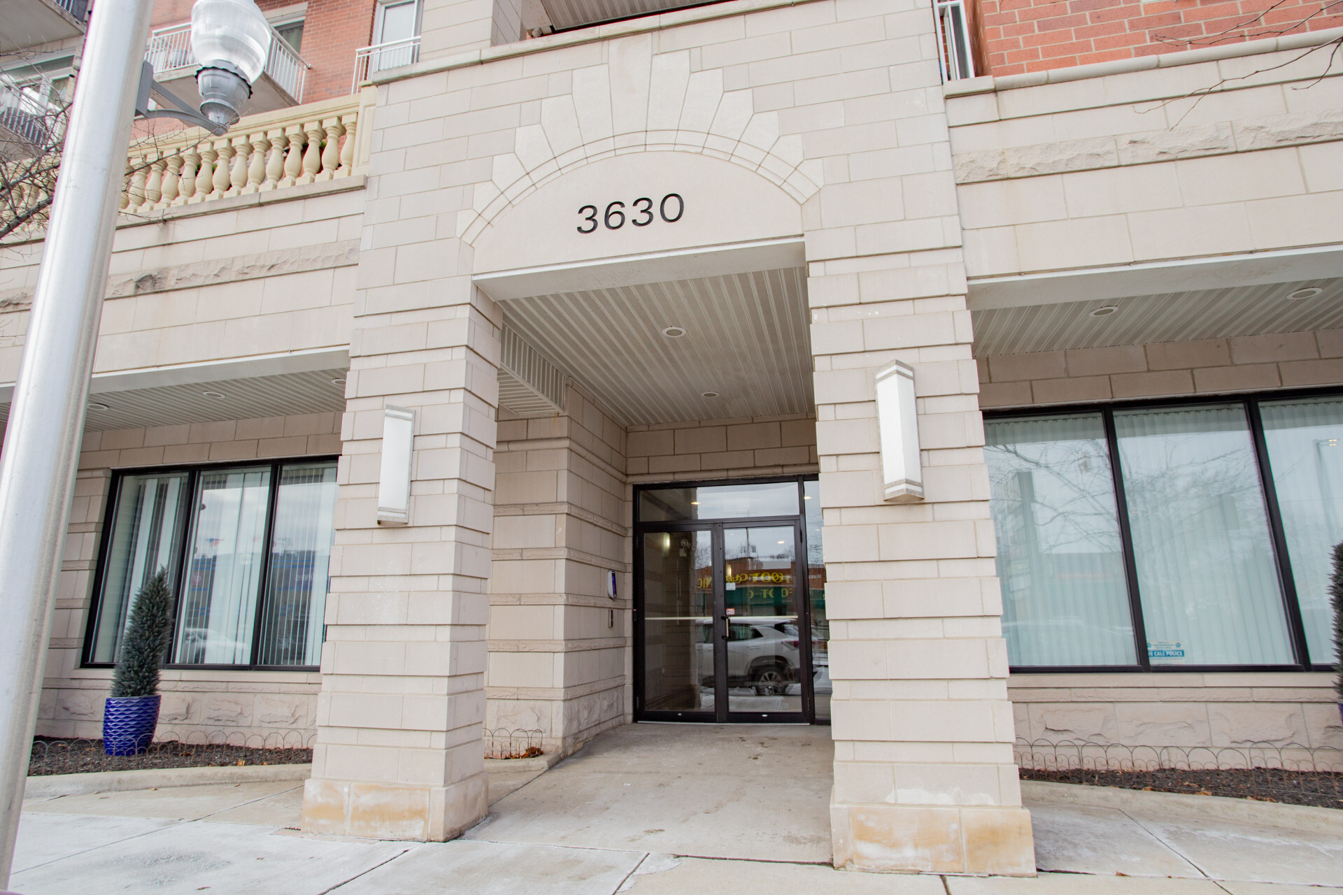 Building Photo - 3630 N Harlem Ave