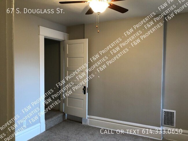 Building Photo - 67 S Douglass St