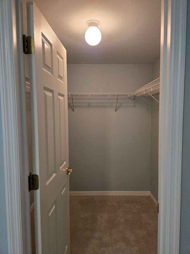 Building Photo - Beautiful & Spacious 3-Bedroom Home in Gated Community – 2-Car Garage!