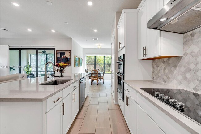 Building Photo - 9206 Passiflora Wy